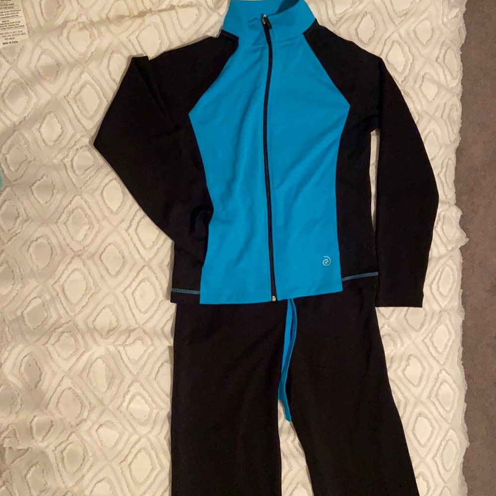 Never worn track suit size small